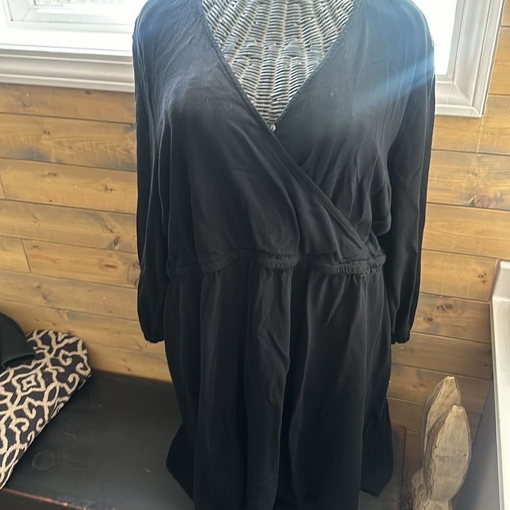 Old Navy black dress
